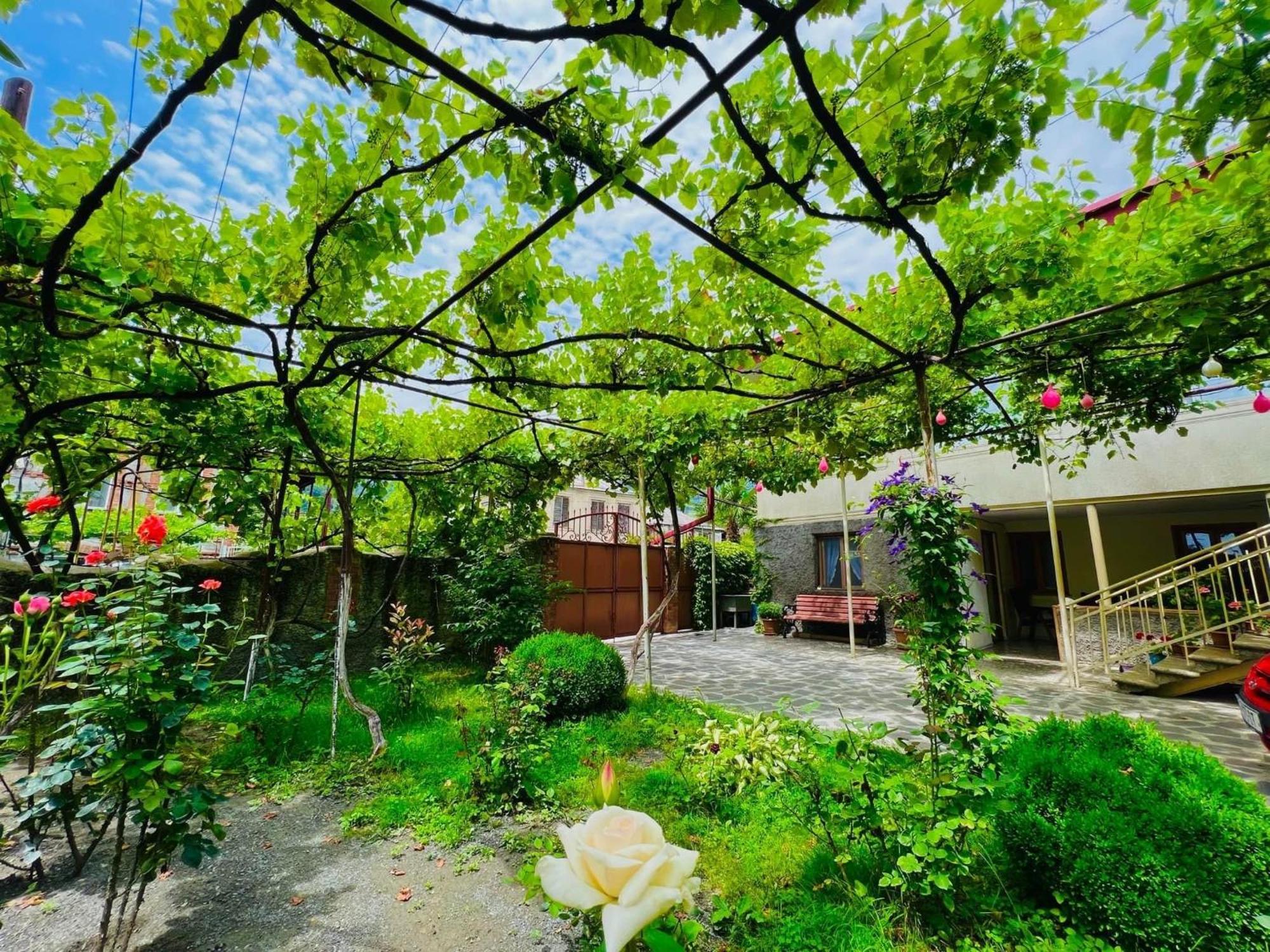 Home Inn-Guesthouse Lagodekhi Zewnętrze zdjęcie